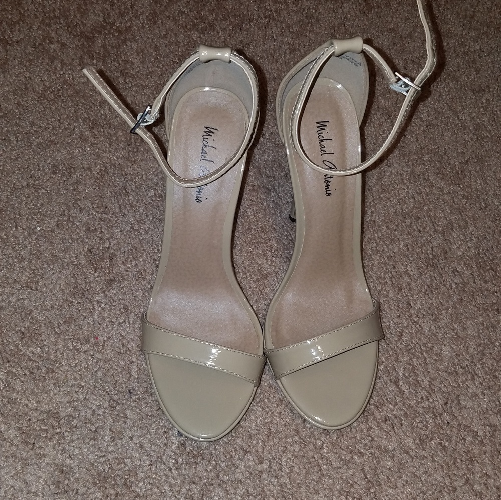 Michael Antonio nude heels